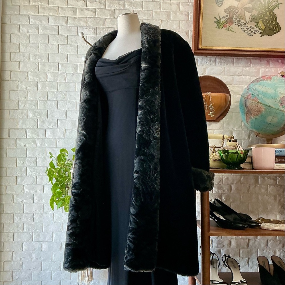 Vintage 1980s Faux Fur JORDACHE Coat Faux Mink Patterned Trim Satin Lined Coat - Picture 7 of 15